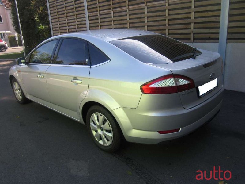 2009' Ford Mondeo photo #3