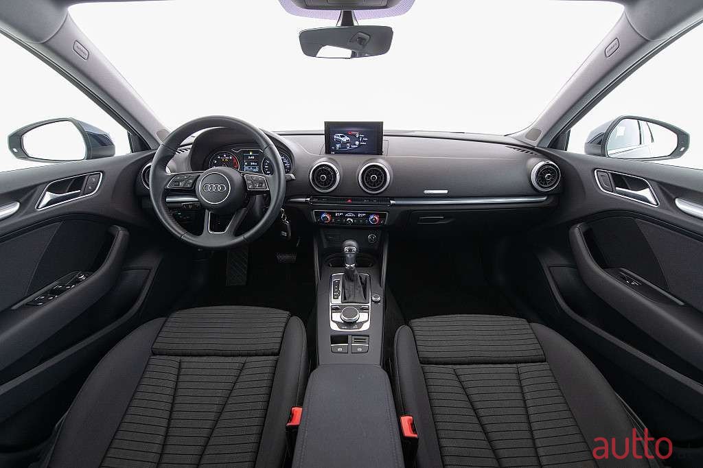 2020' Audi A3 photo #4