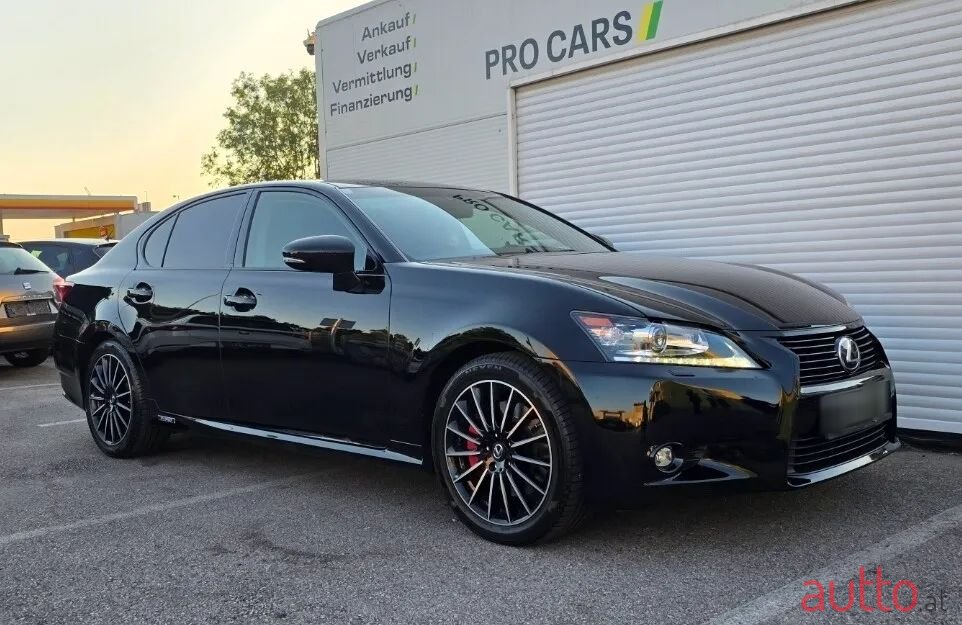2014' Lexus GS photo #1