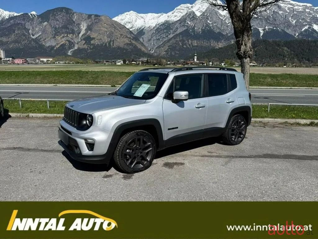 2020' Jeep Renegade photo #1
