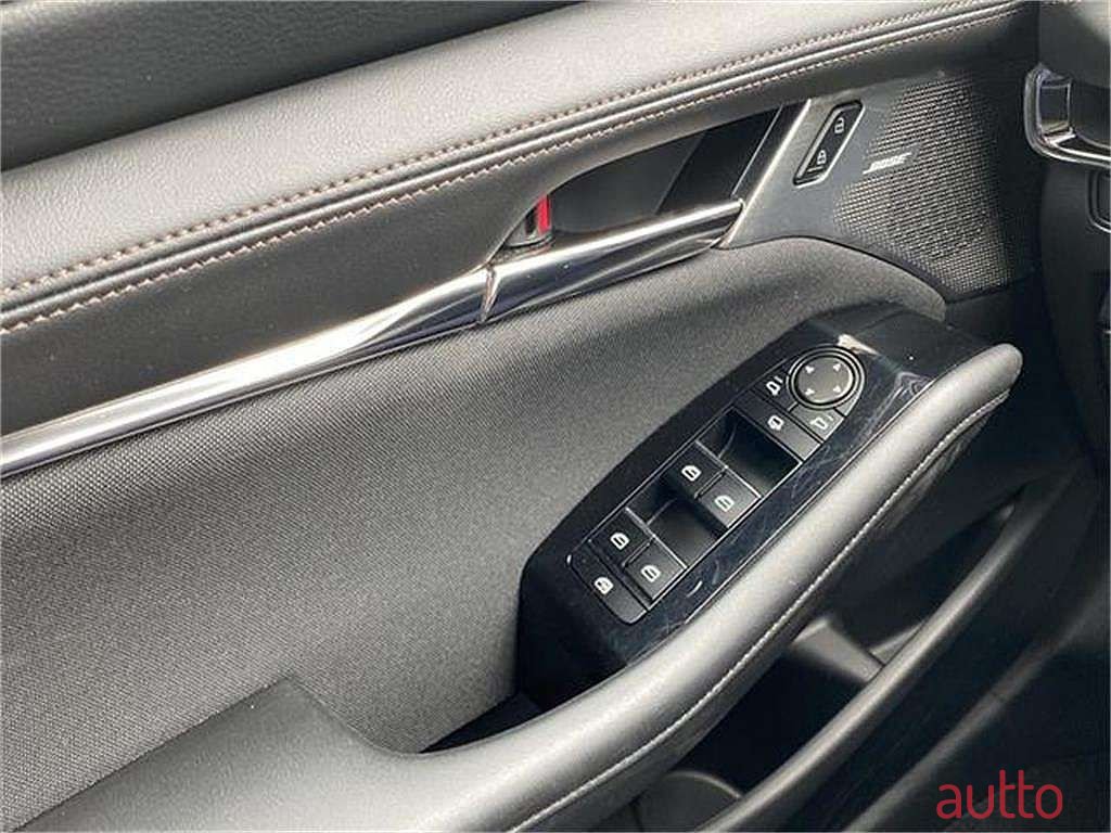 2021' Mazda Mazda3 photo #5