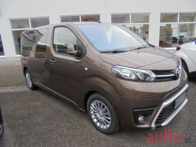 2023' Toyota ProAce photo #1