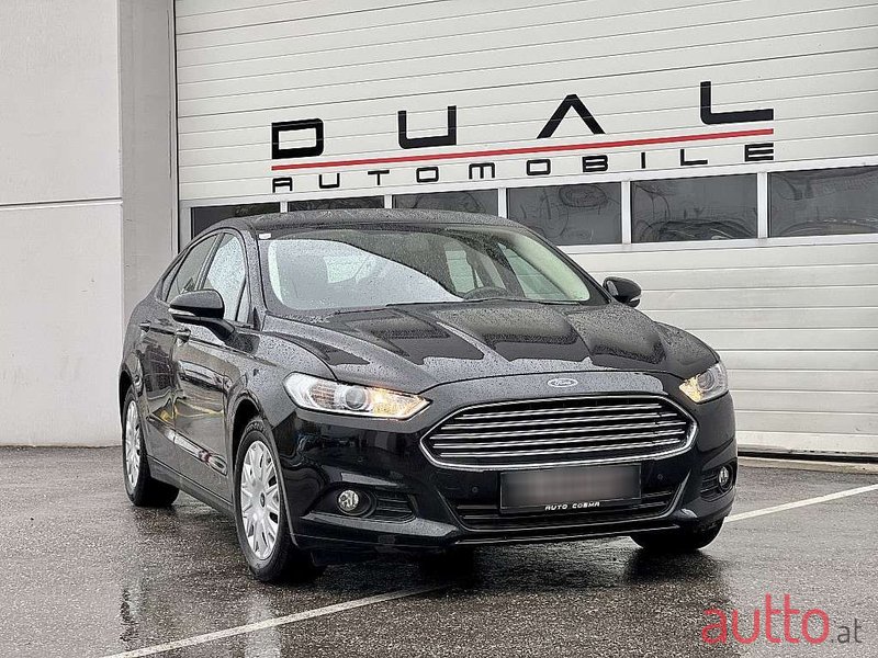 2015' Ford Mondeo photo #2