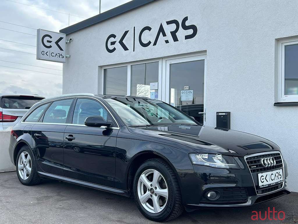 2011' Audi A4 photo #4