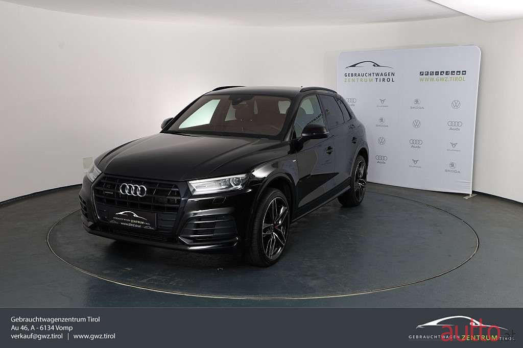 2021' Audi Q5 photo #1