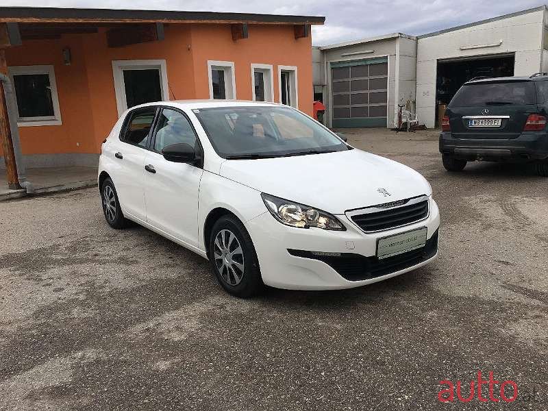 2013' Peugeot 308 photo #1