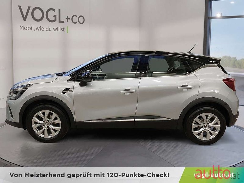 2020' Renault Captur photo #2