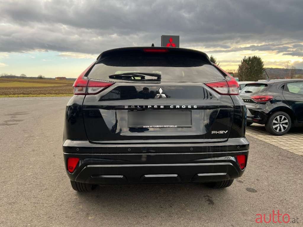 2023' Mitsubishi Eclipse photo #4