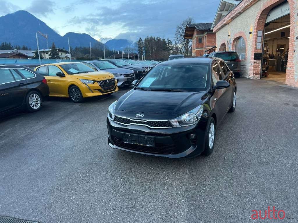 2018' Kia Rio photo #3