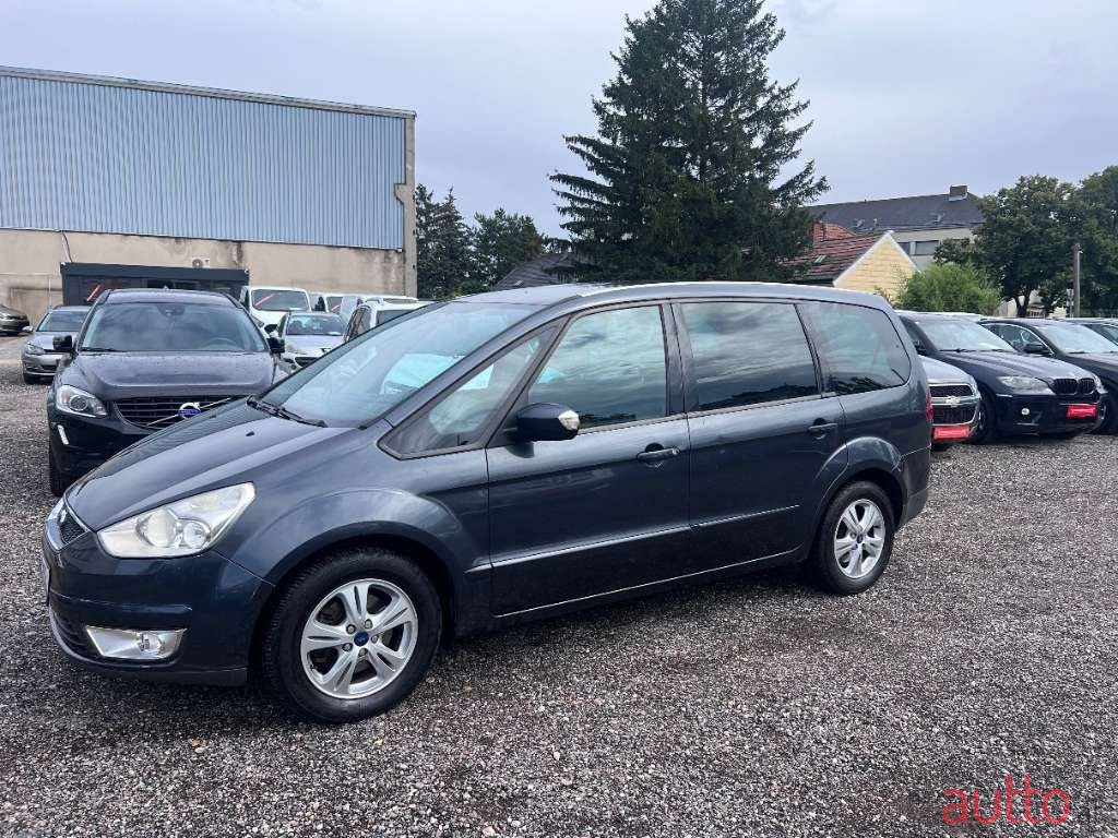 2006' Ford Galaxy photo #3