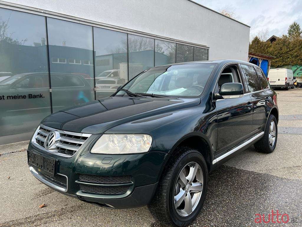 2003' Volkswagen Touareg photo #2