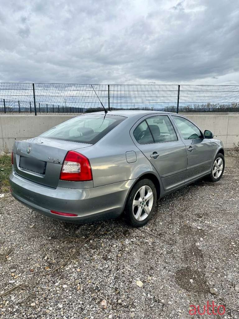 2012' Skoda Octavia photo #3