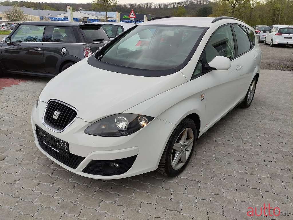 2013' SEAT Altea XL photo #2