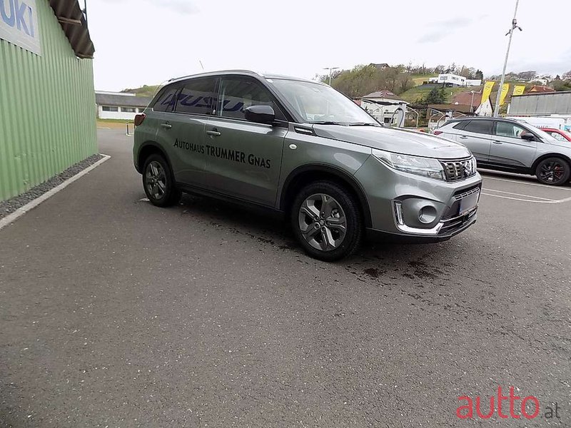 2023' Suzuki Vitara photo #3