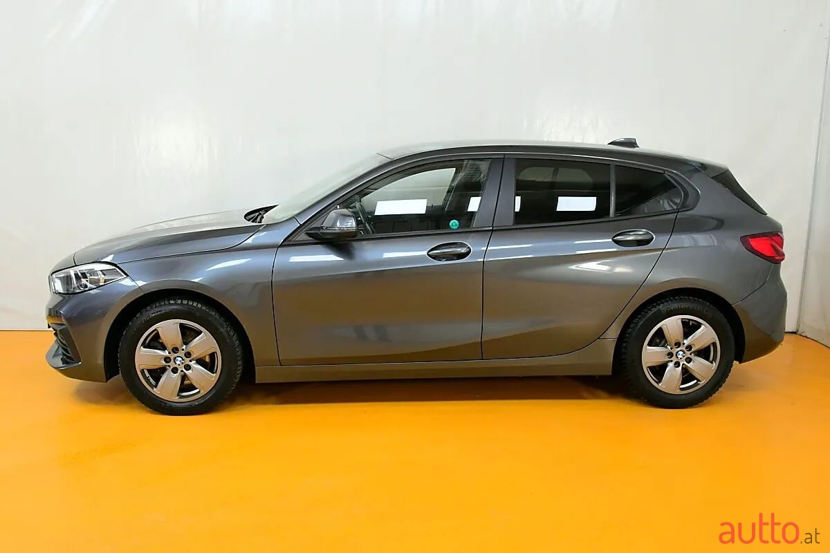 2021' BMW 1Er-Reihe photo #5