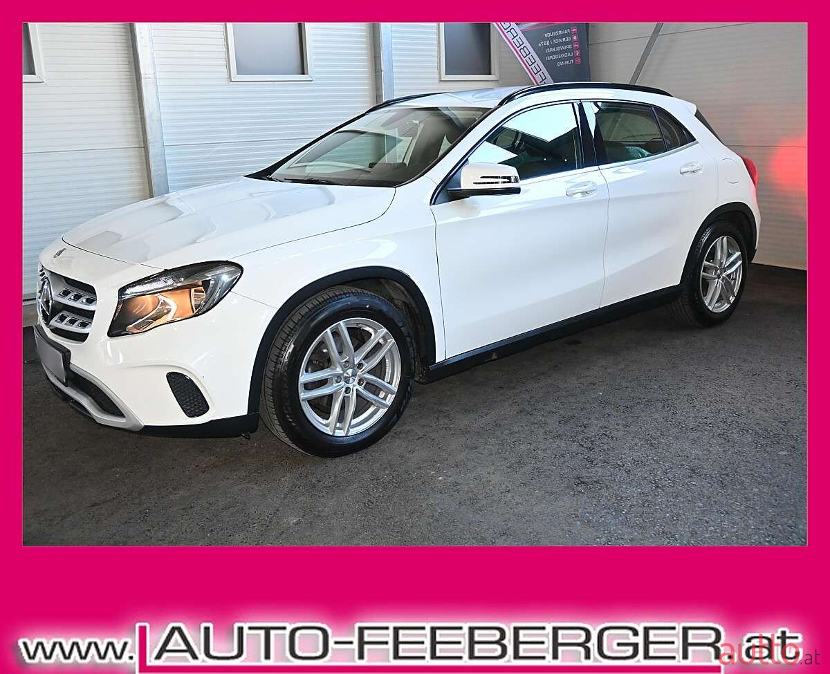 2018' Mercedes-Benz Gla-Klasse photo #1