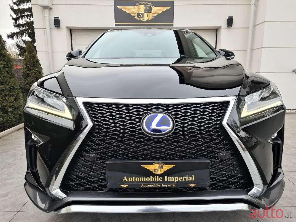 2016' Lexus RX photo #6