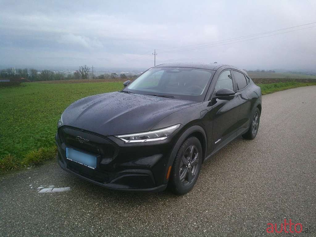2024' Ford Mustang Mach-E photo #3