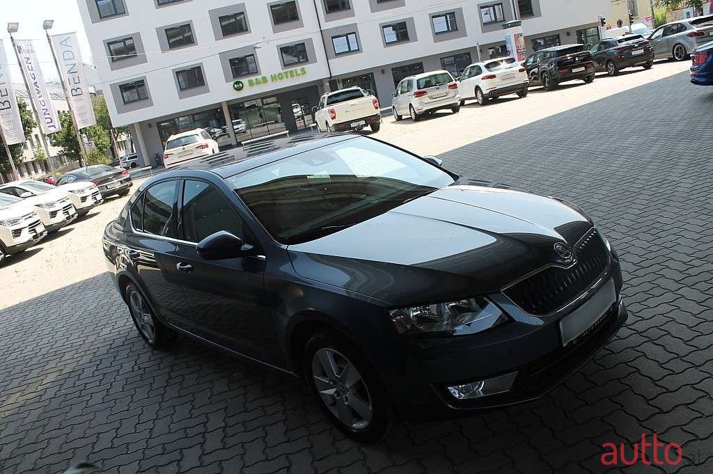 2014' Skoda Octavia photo #4