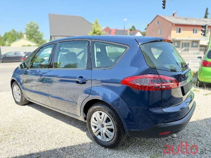 2010' Ford S-Max photo #6