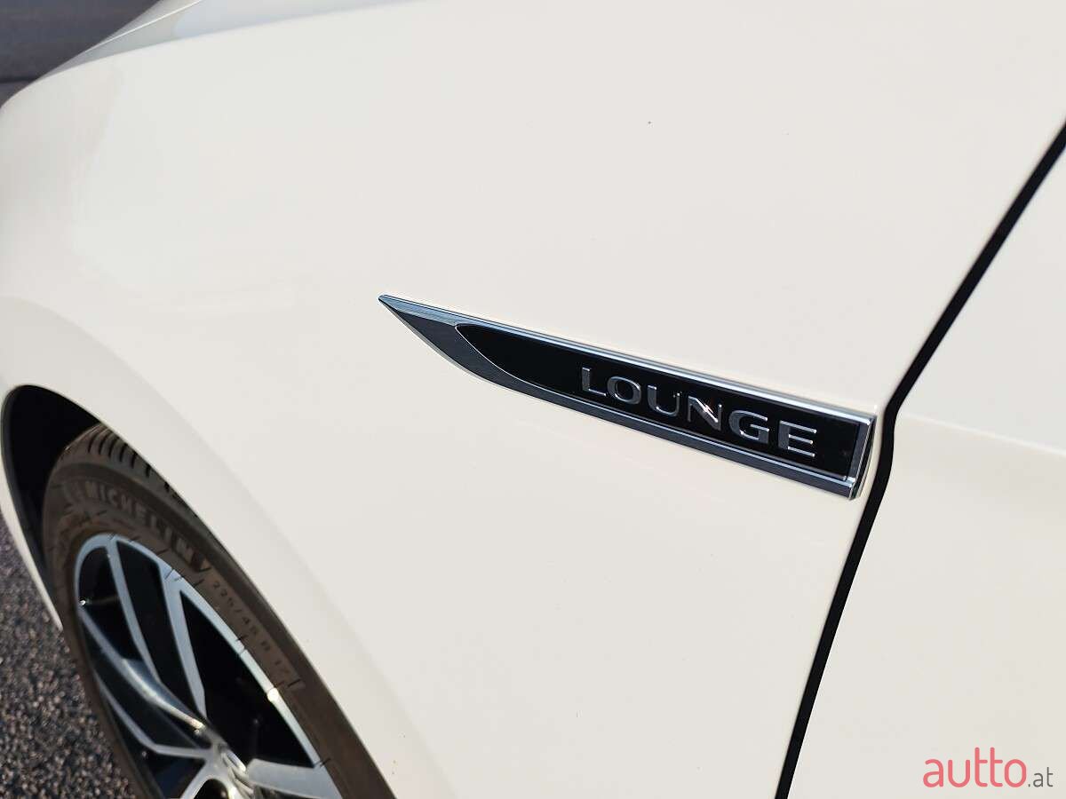 2015' Volkswagen Golf photo #5