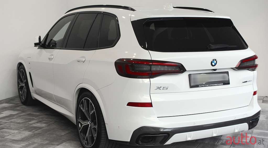 2021' BMW X5 photo #3