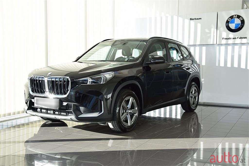 2022' BMW X1 photo #1