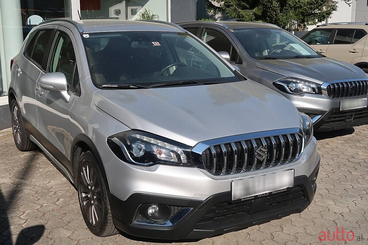 2019' Suzuki SX4 S-Cross photo #2