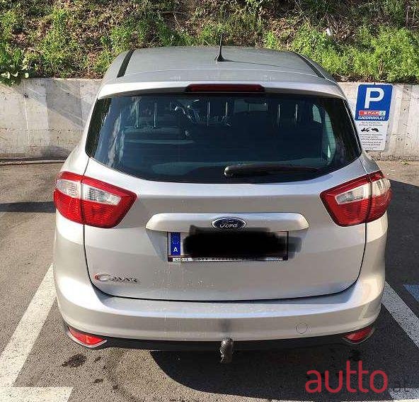 2012' Ford C-MAX photo #1