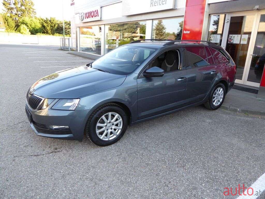 2018' Skoda Octavia photo #2