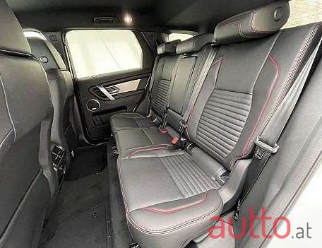 2022' Land Rover Discovery Sport photo #6