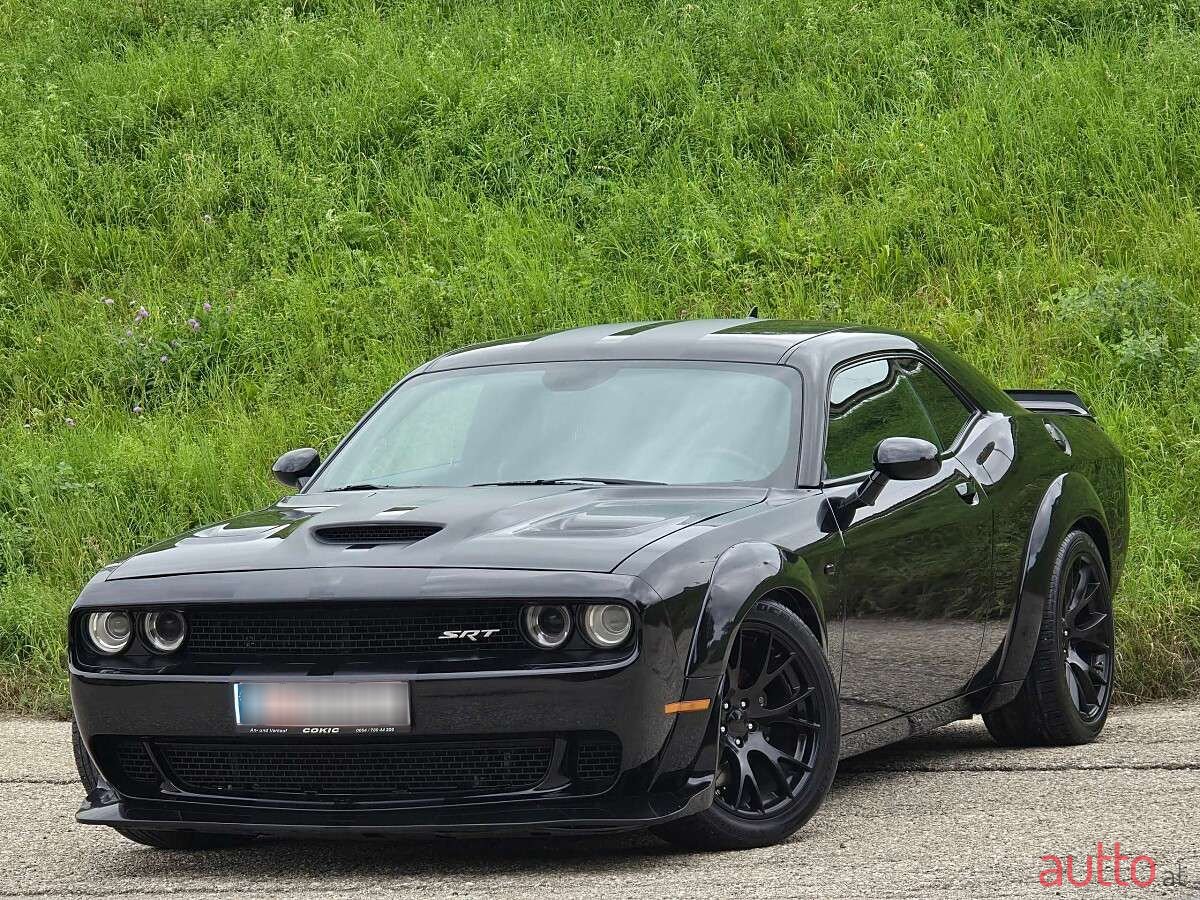 2015' Dodge Challenger photo #1