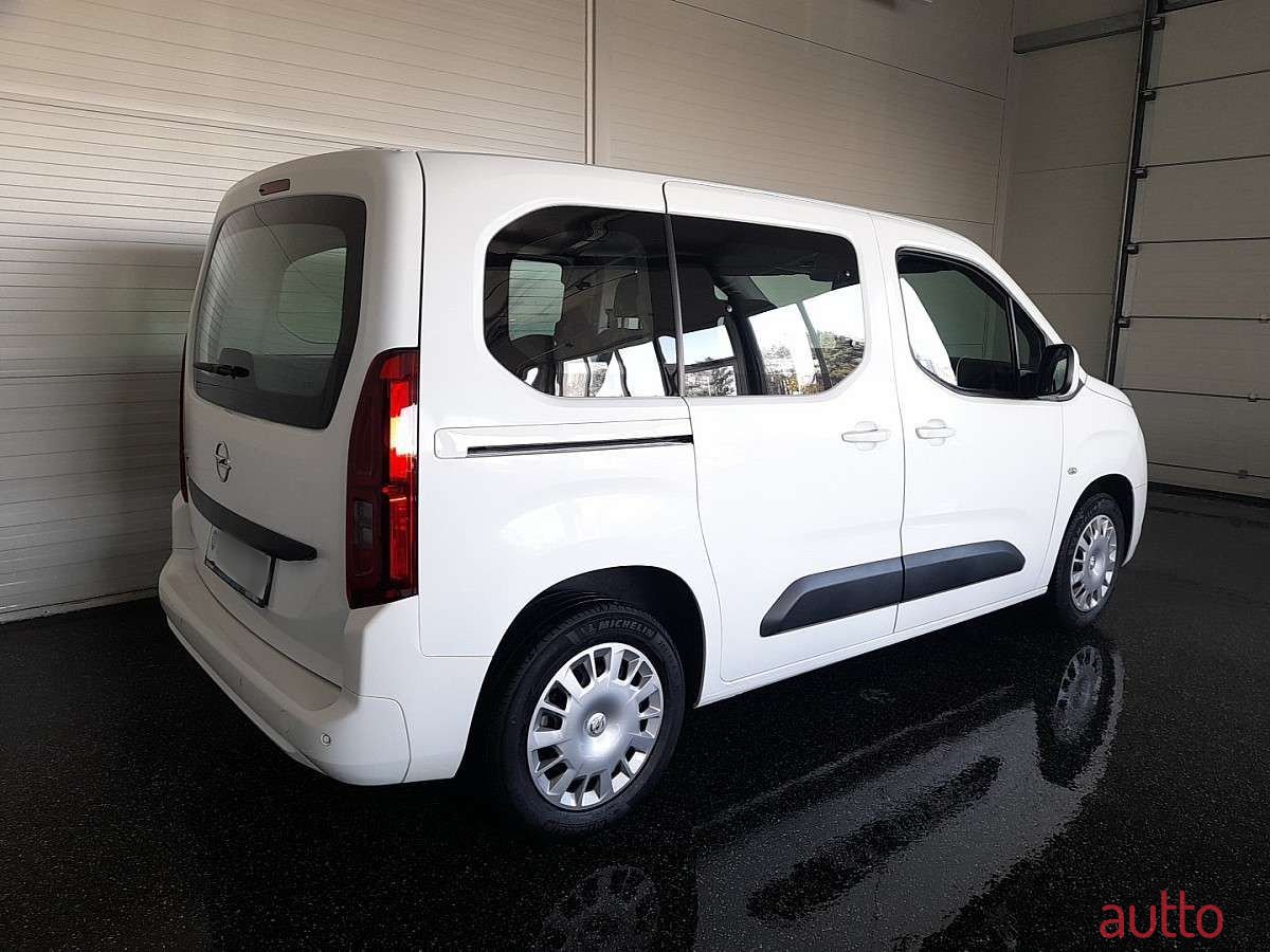 2020' Opel Combo photo #2
