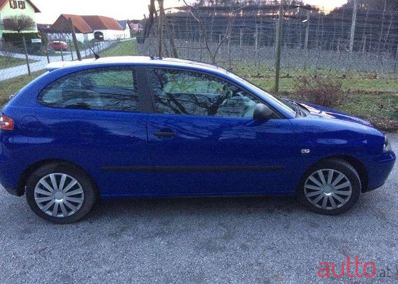 2006' SEAT Ibiza photo #1