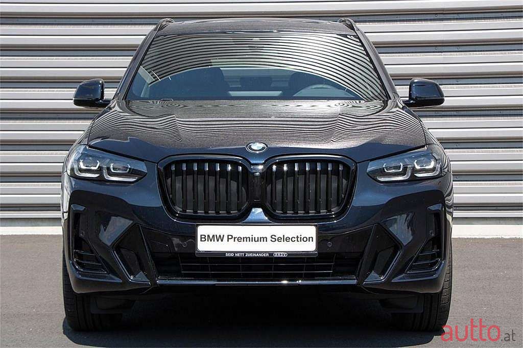 2022' BMW X3 photo #1