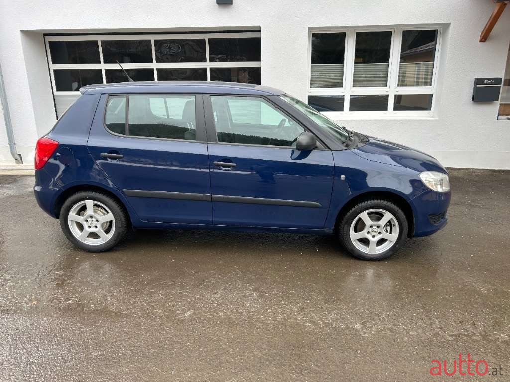 2012' Skoda Fabia photo #4