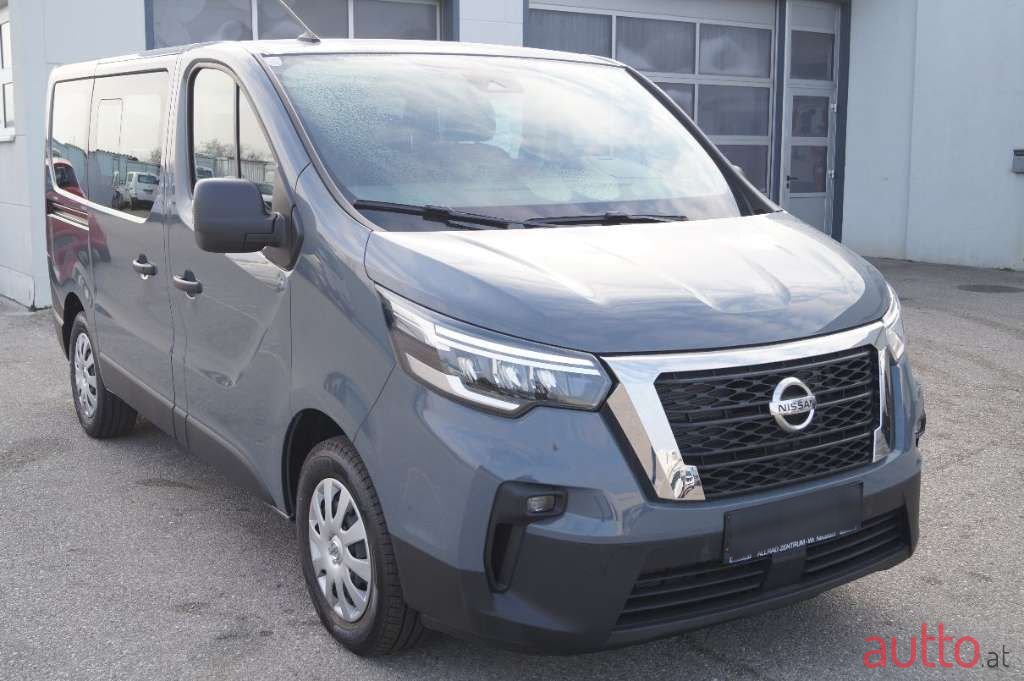2024' Nissan Primastar photo #2