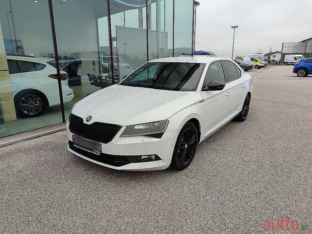 2018' Skoda Superb photo #1