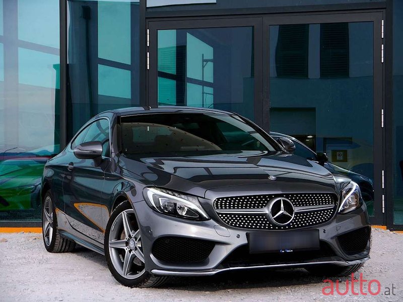 2016' Mercedes-Benz C-Klasse photo #3