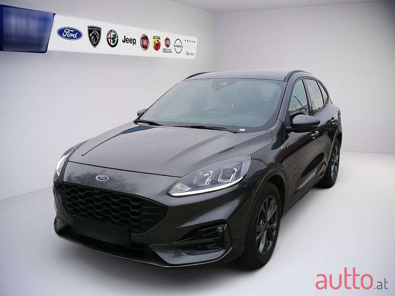 2023' Ford Kuga photo #1