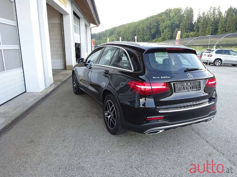 2019' Mercedes-Benz Clc-Klasse photo #4