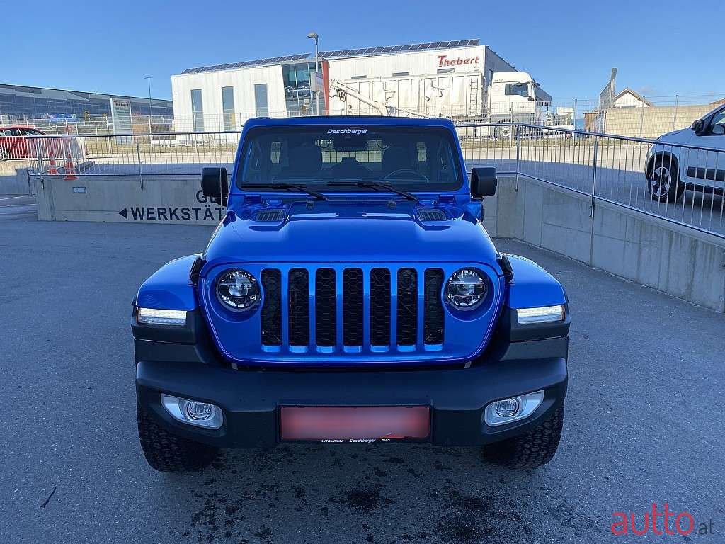 2022' Jeep Wrangler photo #3