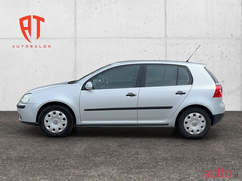 2006' Volkswagen Golf photo #1