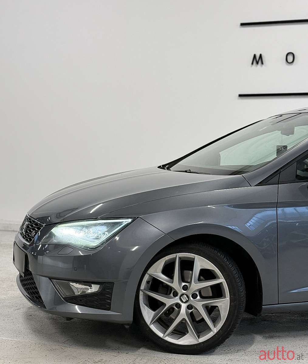 2014' SEAT Leon photo #6