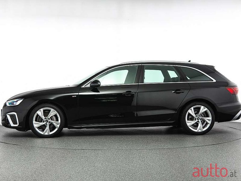 2022' Audi A4 photo #2