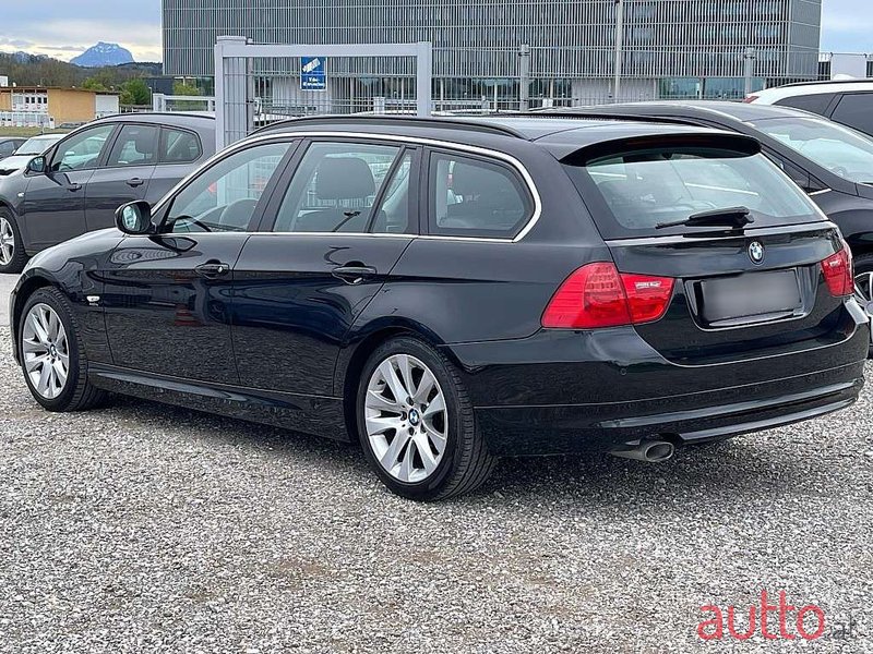 2012' BMW 3Er-Reihe photo #4