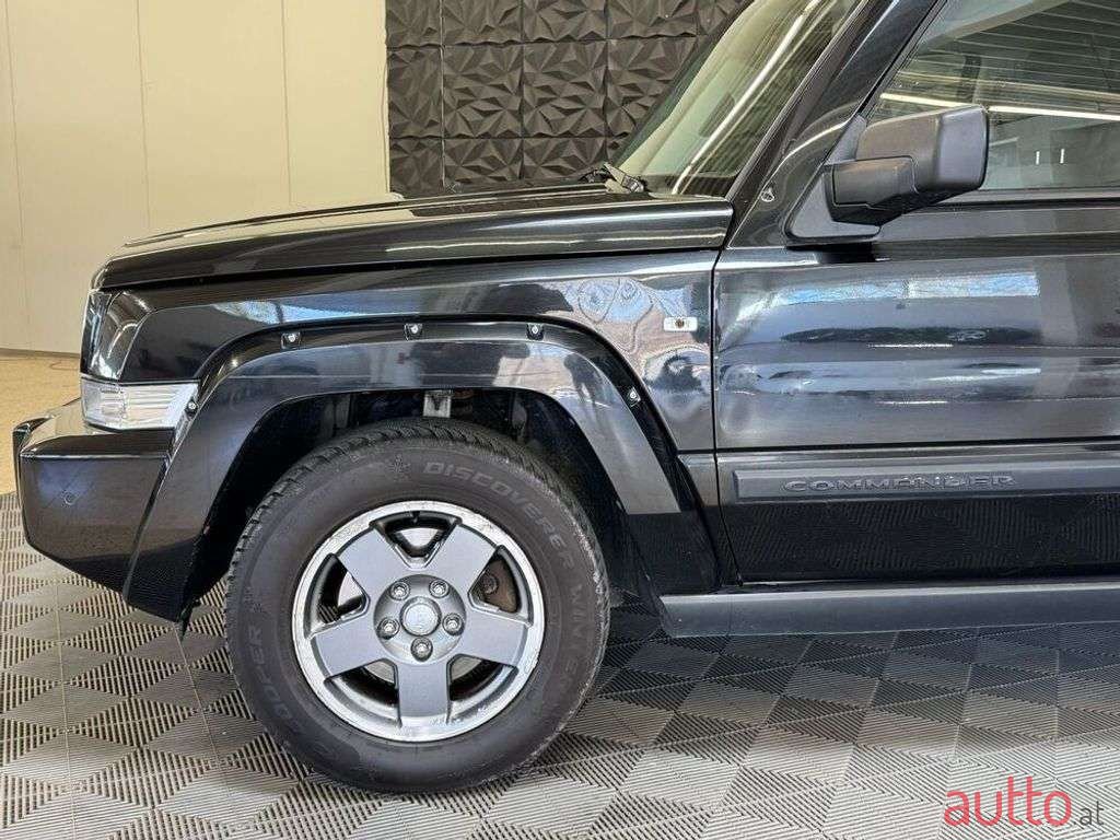 2006' Jeep Commander photo #5