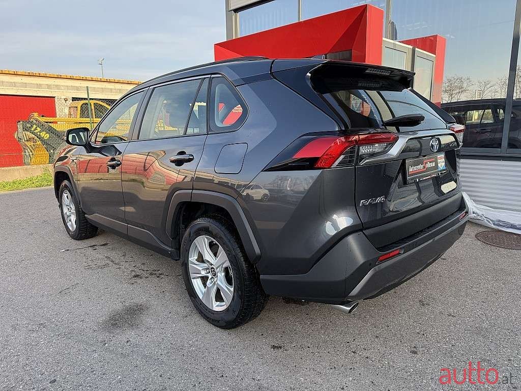2020' Toyota RAV4 photo #6
