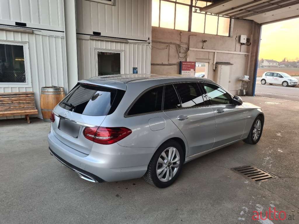 2020' Mercedes-Benz C-Klasse photo #5