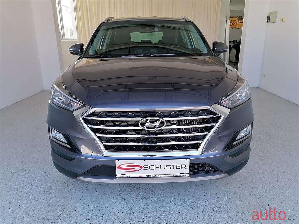 2020' Hyundai Tucson photo #3